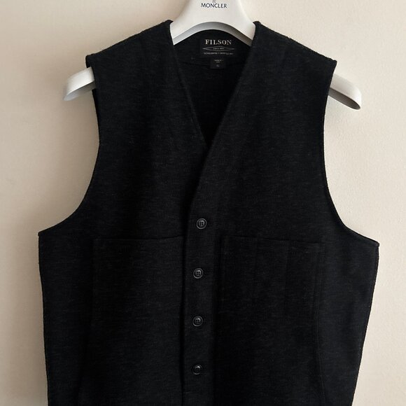 $415 Filson Charcoal Mackinaw Wool Vest Large - XL Made in USA - Picture 1 of 10